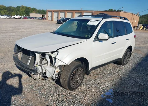 2010 Subaru Forester 2.5X Limited z USA, uszkodzony, nr VIN JF2SH6DC6AH799473